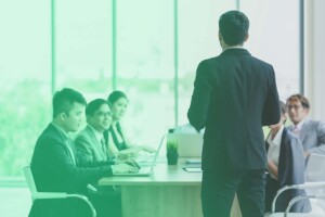 9 Ways To Engage Board Members and Keep Them in The Loop